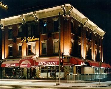 La Boheme Restaurant & B&Bエドモントン エクステリア 写真